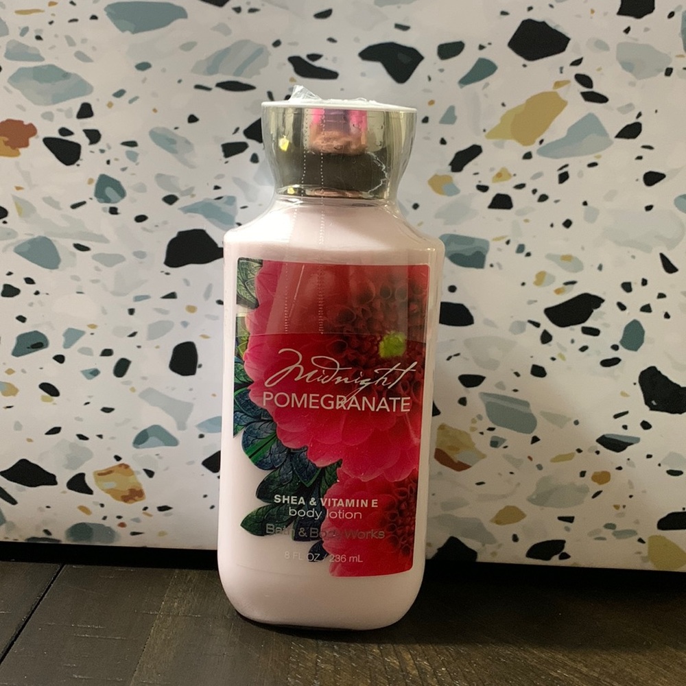 Bath & Body Works Midnight Pomegranate body lotion